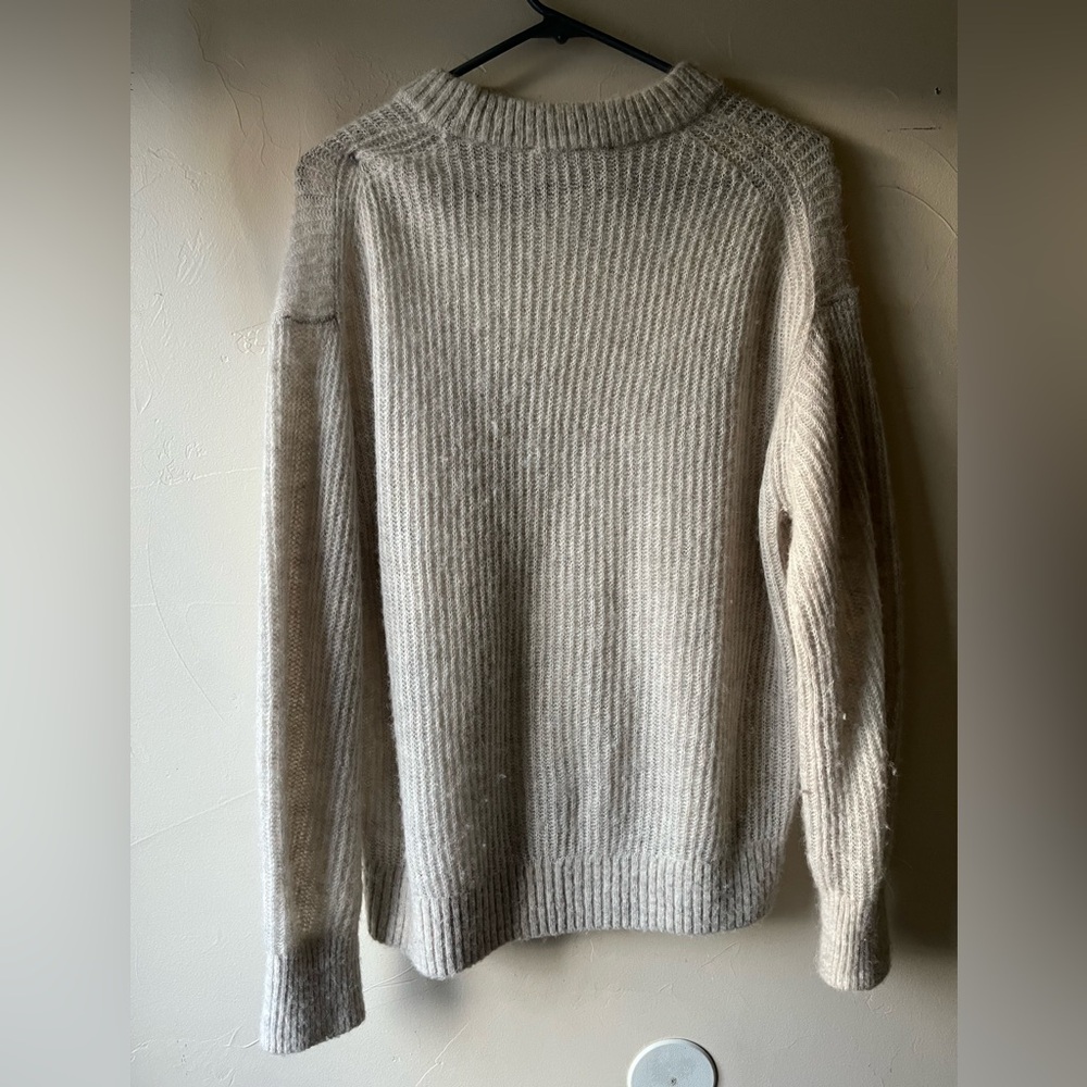 Everlane Sweater - Picture 2 of 6